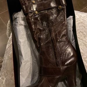 Women heeled boots